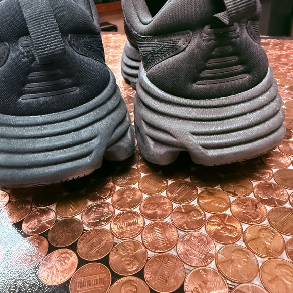 Hoka Bondi 8 EU size 40. Supposed to be ladies 9, fits like an 8.5. Worn twice. - Picture 6 of 9